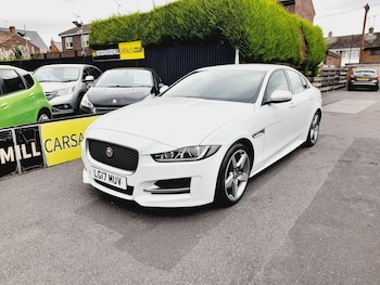 Used Jaguar XE 2017 for sale - 75635445: Photo