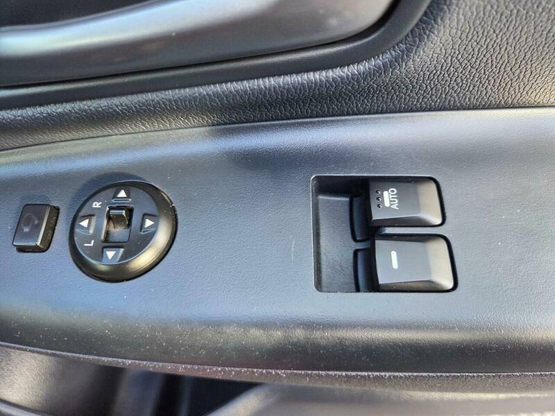 Used Mazda Mazda2 2016 for sale - 76994312: Photo 13