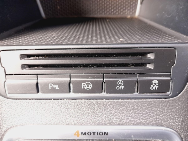 Used Volkswagen Tiguan 2015 for sale - 76227200: Photo 24