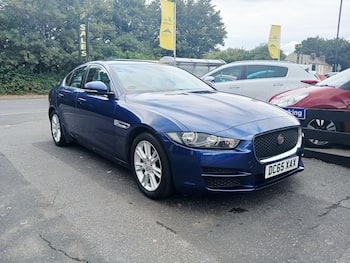 Used Jaguar XE 2015 for sale - 79613097: Photo