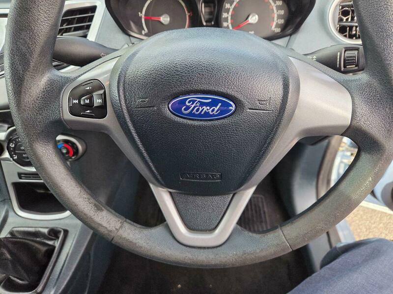 Used Ford Fiesta 2010 for sale - 76360469: Photo 20