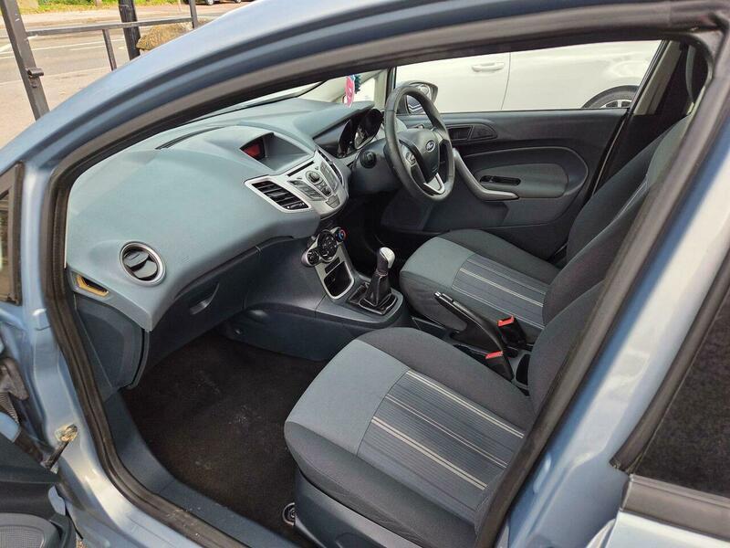 Used Ford Fiesta 2010 for sale - 76360469: Photo 23