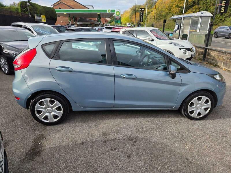 Used Ford Fiesta 2010 for sale - 76360469: Photo 9