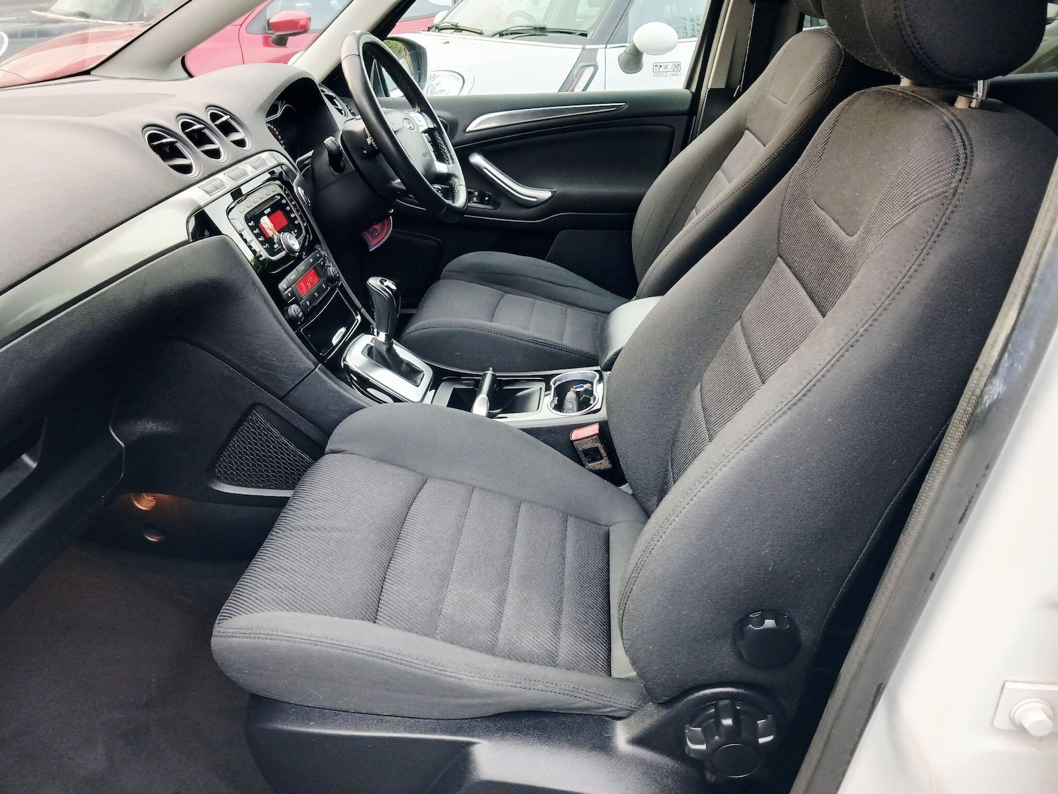 Used Ford S-Max 2013 for sale - 77202913: Photo 11