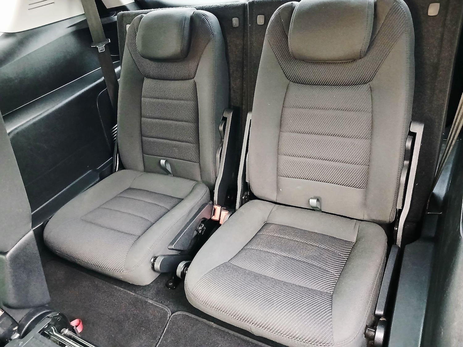 Used Ford S-Max 2013 for sale - 77202913: Photo 14