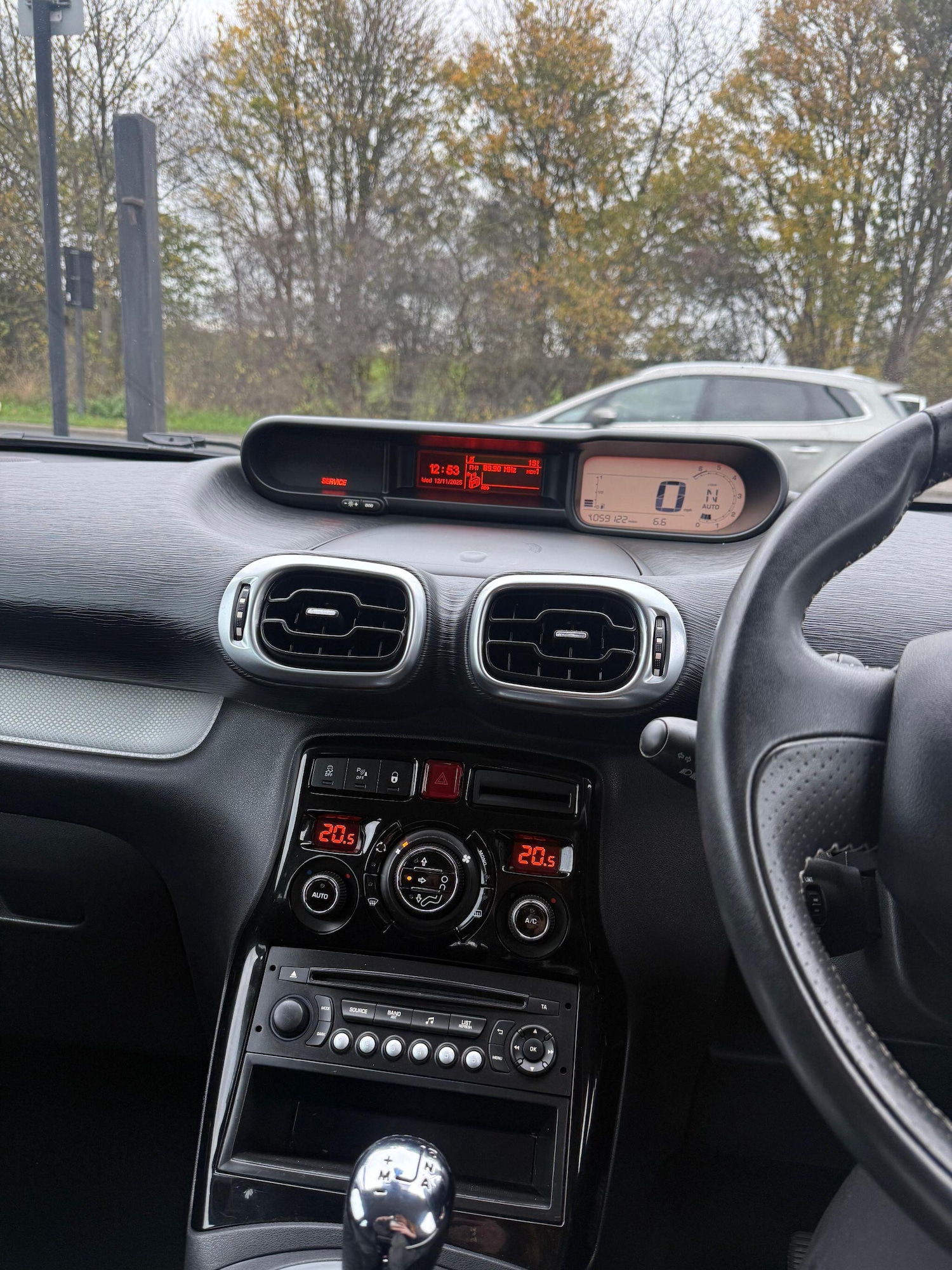 Used Citroen C3 Picasso 2015 for sale - 77050169: Photo 9