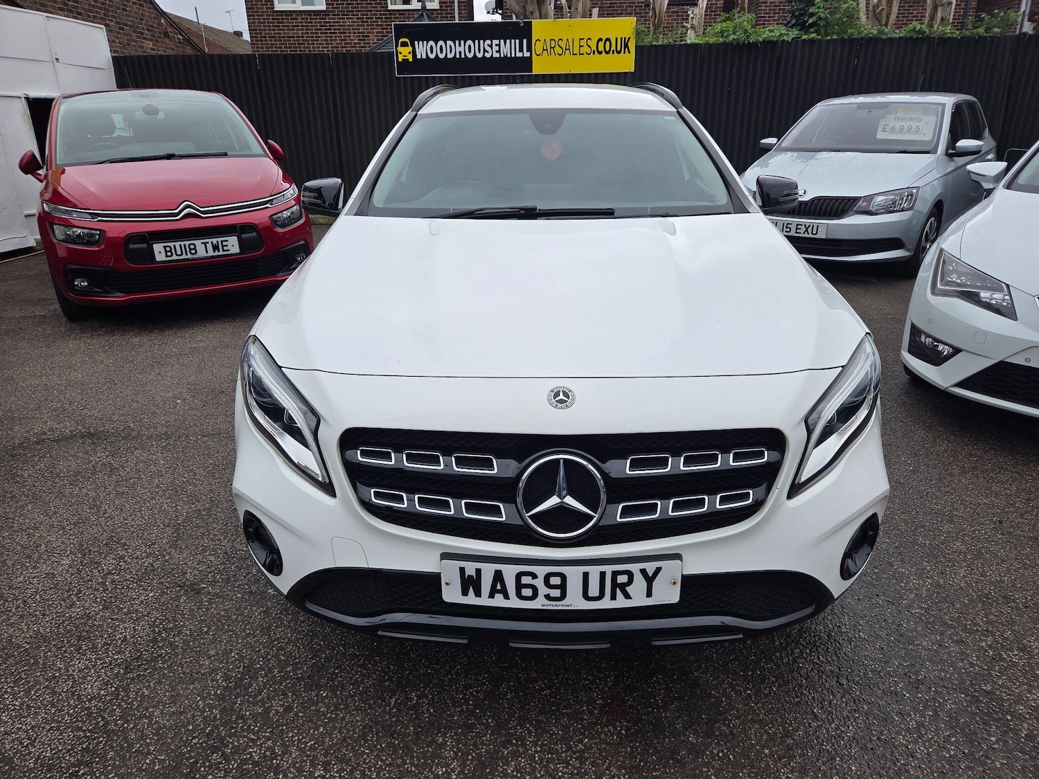 Used Mercedes-Benz GLA 2019 for sale - 76473168: Photo 2