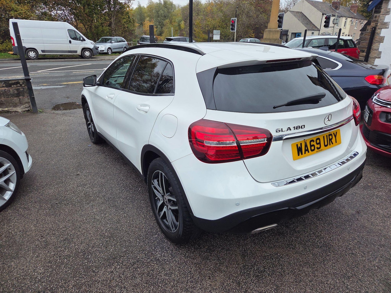 Used Mercedes-Benz GLA 2019 for sale - 76473168: Photo 4