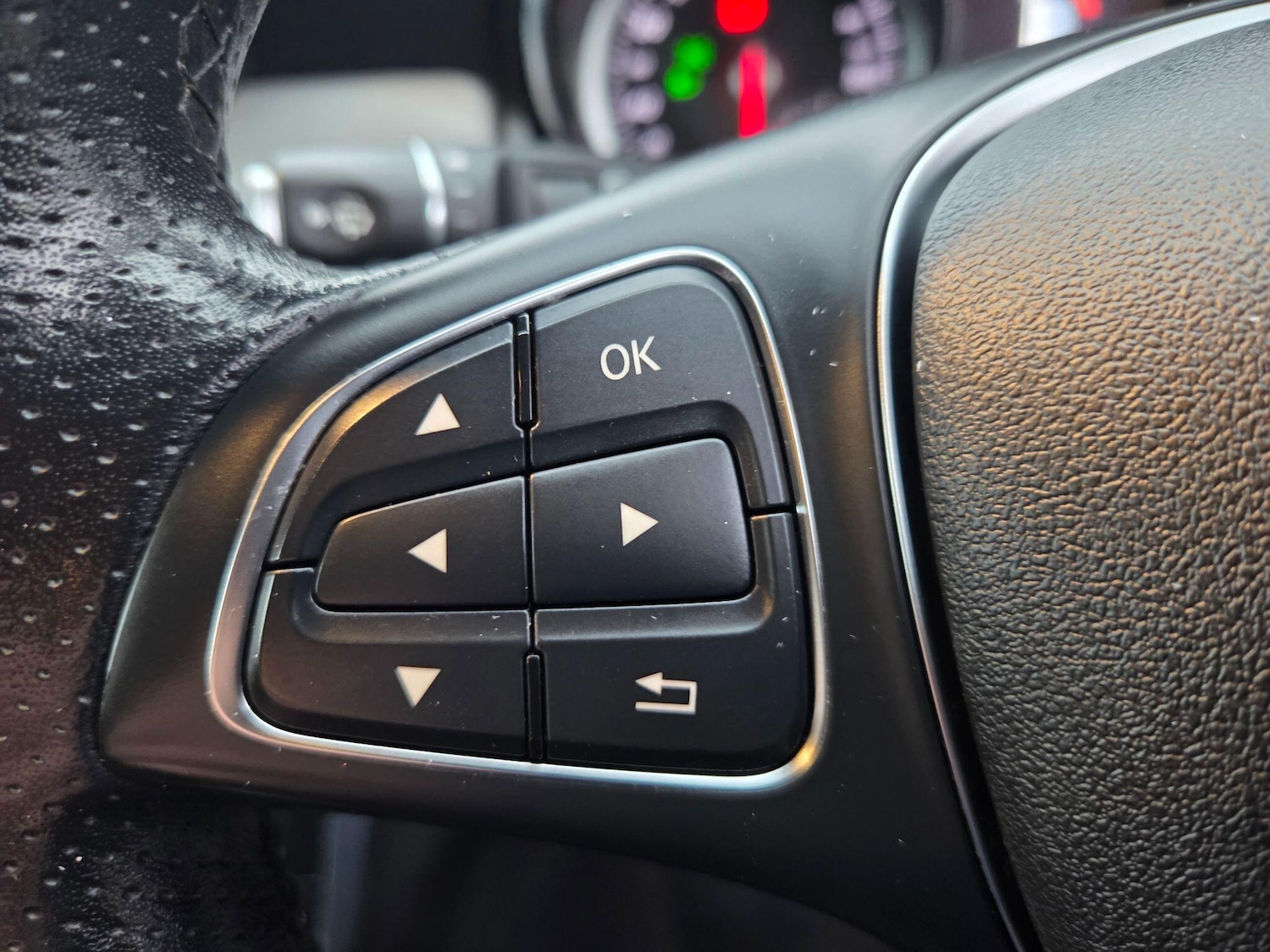 Used Mercedes-Benz GLA 2019 for sale - 76473168: Photo 9