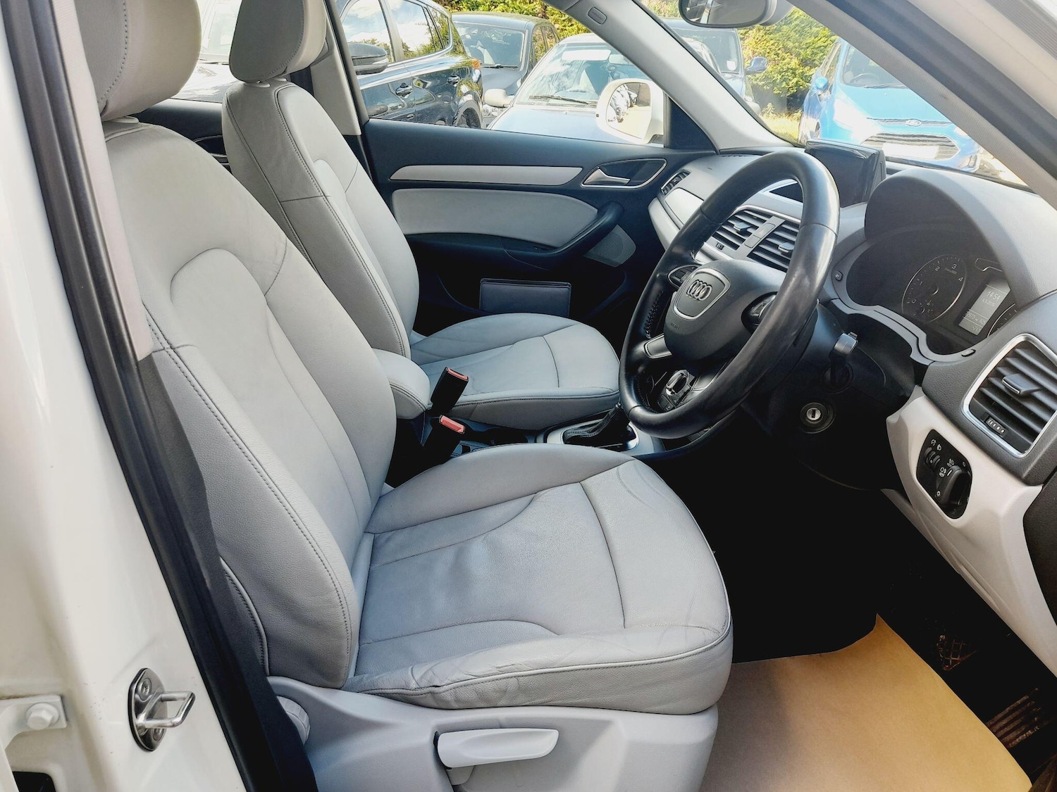 Used Audi Q3 2014 for sale - 75756294: Photo 12