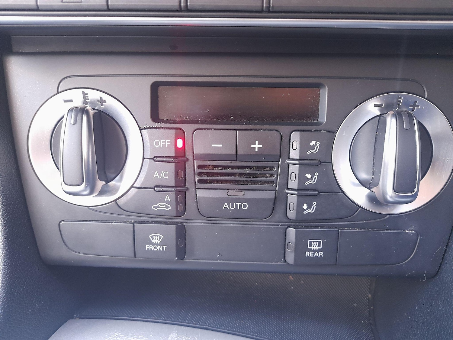 Used Audi Q3 2014 for sale - 75756294: Photo 27