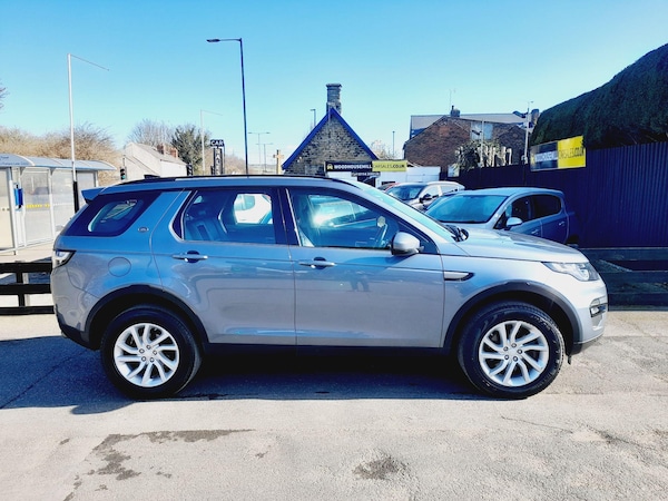 Used Land Rover Discovery Sport 2018 for sale - 74255707: Photo 2