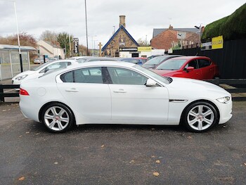 Used Jaguar XE 2016 for sale - 76537927: Photo