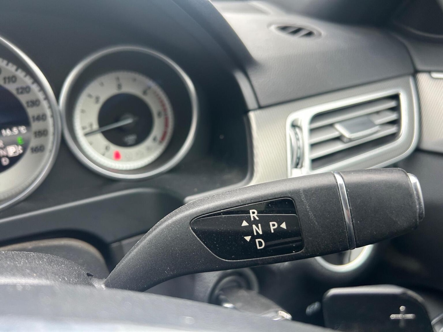 Used Mercedes-Benz E Class 2014 for sale - 78098112: Photo 15