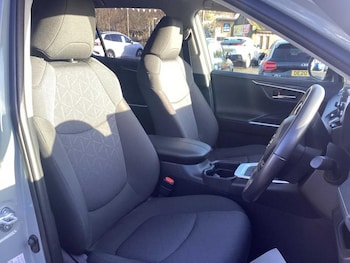 Used Toyota RAV4 2021 for sale - 76738891: Photo