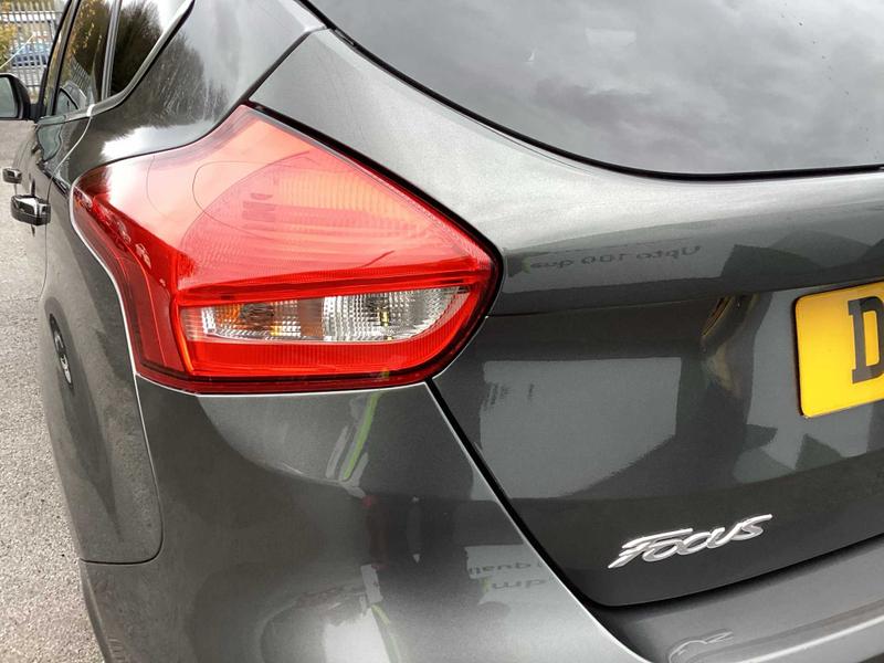 Used Ford Focus 2017 for sale - 76557408: Photo 12