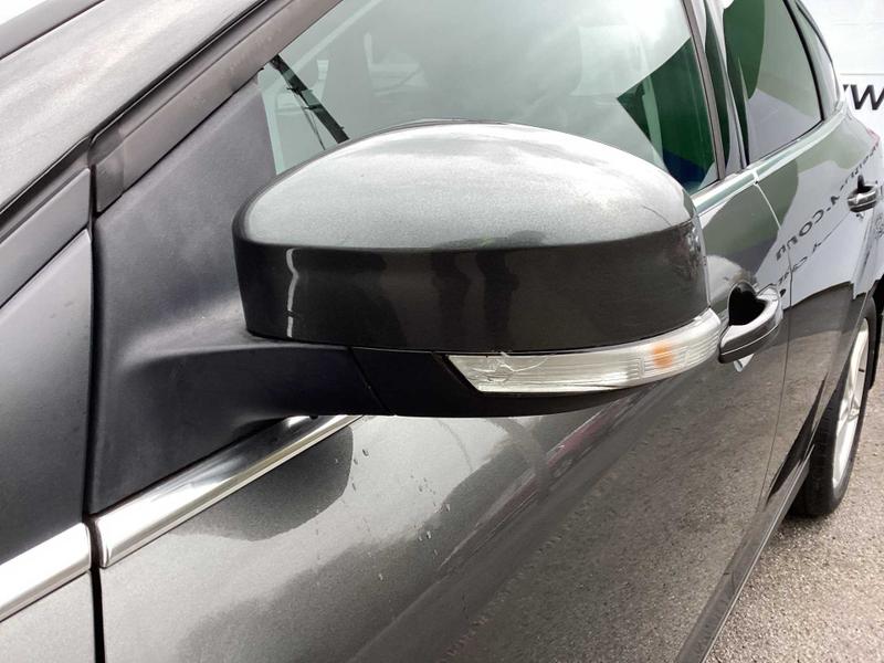 Used Ford Focus 2017 for sale - 76557408: Photo 15