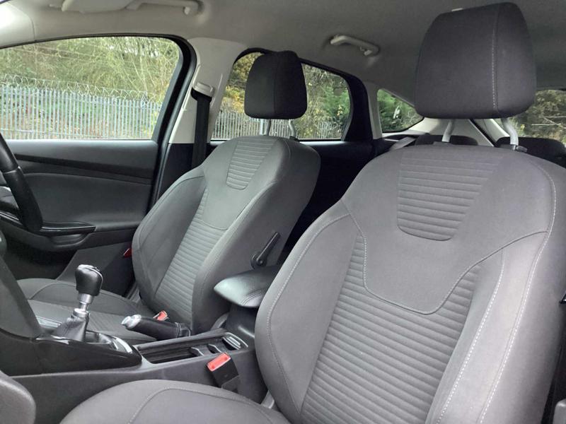 Used Ford Focus 2017 for sale - 76557408: Photo 35