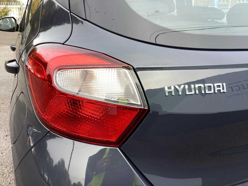 Used Hyundai i10 2023 for sale - 76415834: Photo 12