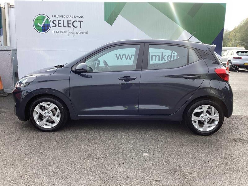 Used Hyundai i10 2023 for sale - 76415834: Photo 4