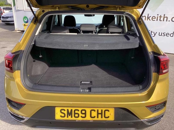 Used Volkswagen T-Roc 2019 for sale - 74710336: Photo 19