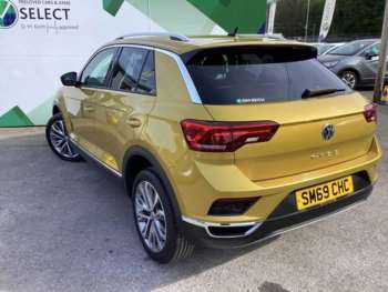 Used Volkswagen T-Roc 2019 for sale - 74710336: Photo