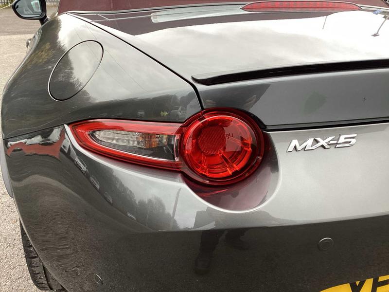 Used Mazda MX-5 2018 for sale - 76480435: Photo 12