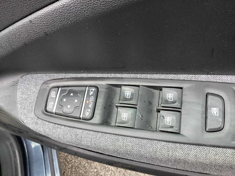 Used Renault Zoe 2020 for sale - 76895484: Photo 19