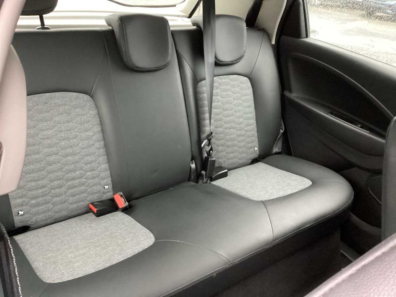 Used Renault Zoe 2020 for sale - 76895484: Photo 32