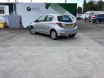Used Toyota Yaris 2012 for sale - 75627514: Photo