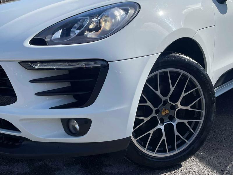 Used Porsche Macan 2018 for sale - 77997143: Photo 10
