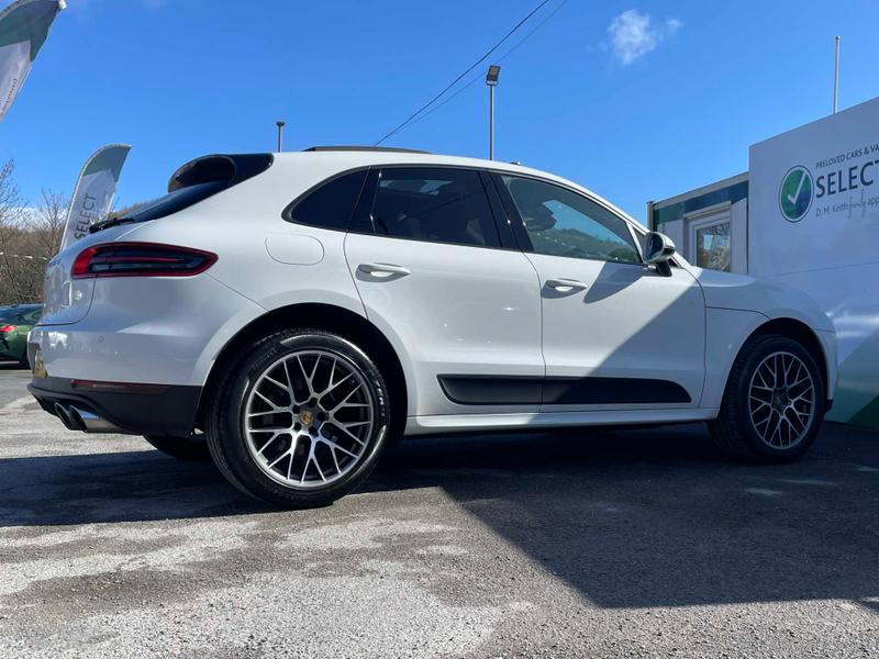 Used Porsche Macan 2018 for sale - 77997143: Photo 16