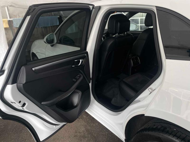 Used Porsche Macan 2018 for sale - 77997143: Photo 21