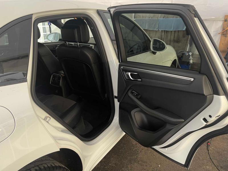 Used Porsche Macan 2018 for sale - 77997143: Photo 22