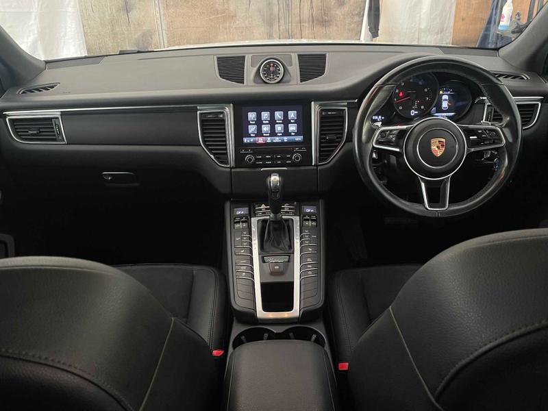 Used Porsche Macan 2018 for sale - 77997143: Photo 25