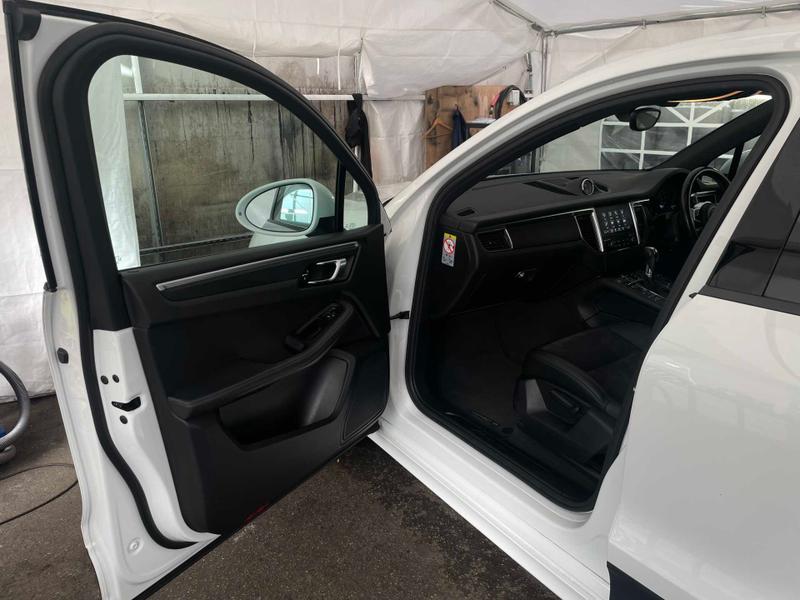 Used Porsche Macan 2018 for sale - 77997143: Photo 27