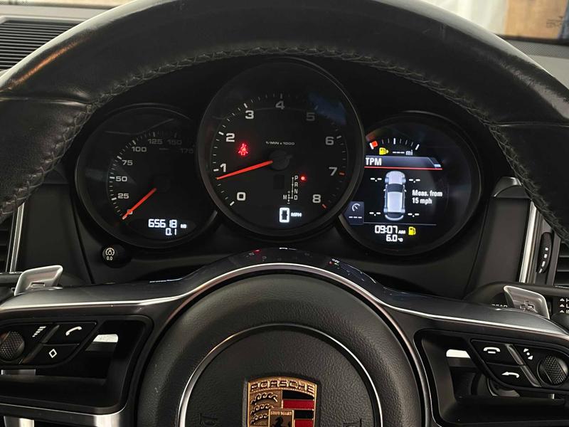 Used Porsche Macan 2018 for sale - 77997143: Photo 34