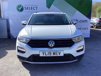 Used Volkswagen T-Roc 2019 for sale - 78293186: Photo