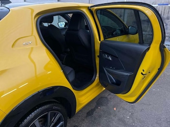 Used Peugeot 208 2023 for sale - 78215568: Photo