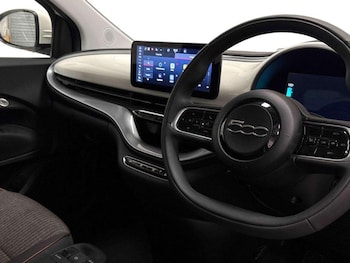 Used Fiat 500e 2023 for sale - 77926734: Photo