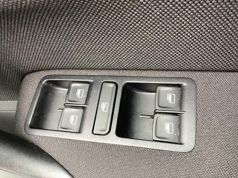 Used Volkswagen Polo 2016 for sale - 76415825: Photo 18