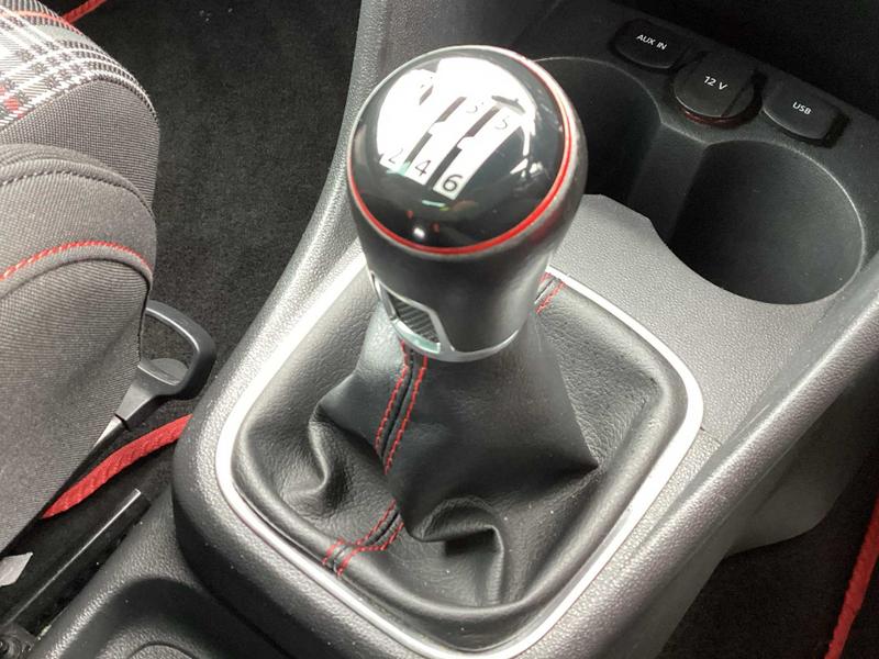 Used Volkswagen Polo 2016 for sale - 76415825: Photo 30