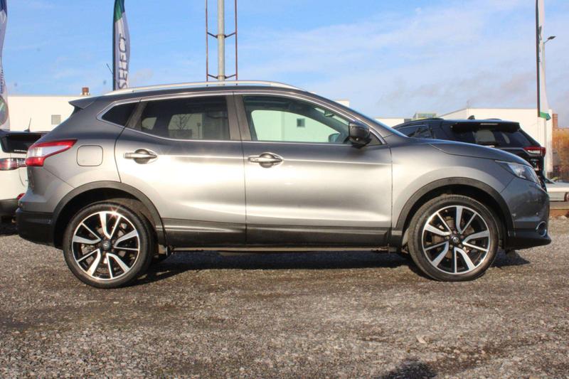 Used Nissan Qashqai 2015 for sale - 77326932: Photo 3