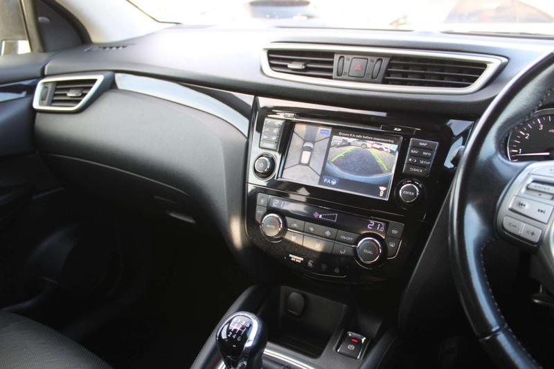 Used Nissan Qashqai 2015 for sale - 77326932: Photo 30