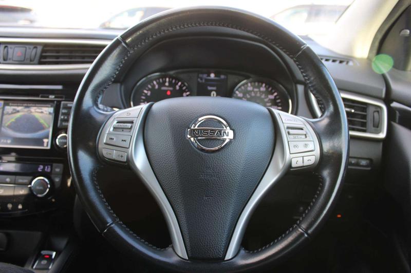 Used Nissan Qashqai 2015 for sale - 77326932: Photo 32