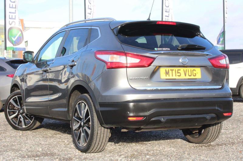 Used Nissan Qashqai 2015 for sale - 77326932: Photo 4