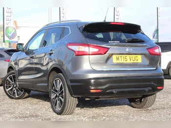 Used Nissan Qashqai 2015 for sale - 77326932: Photo