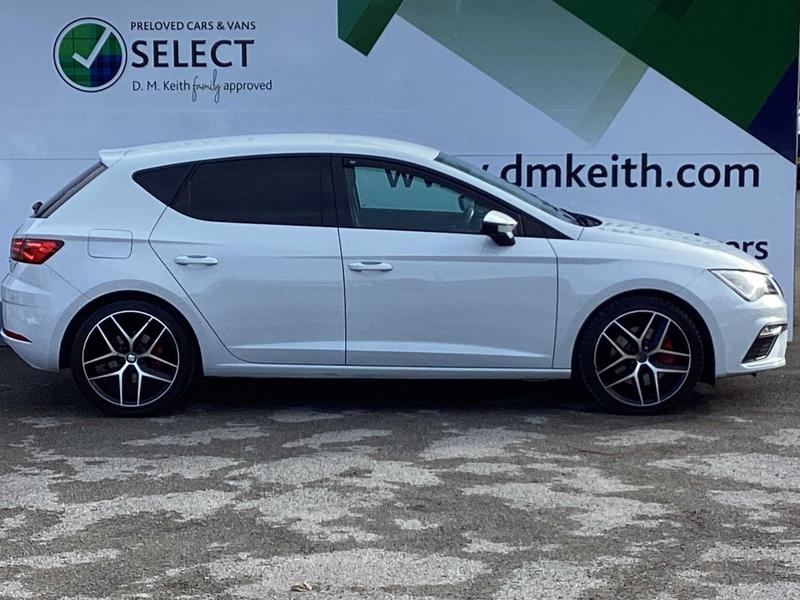 Used SEAT Leon 2018 for sale - 77582104: Photo 2