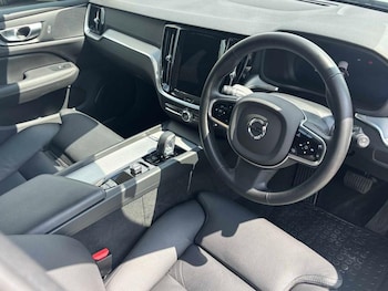 Used Volvo V60 2025 for sale - 79421388: Photo