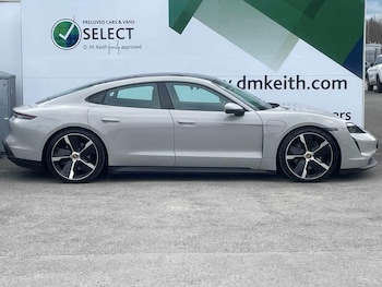 Used Porsche Taycan 2023 for sale - 78042851: Photo